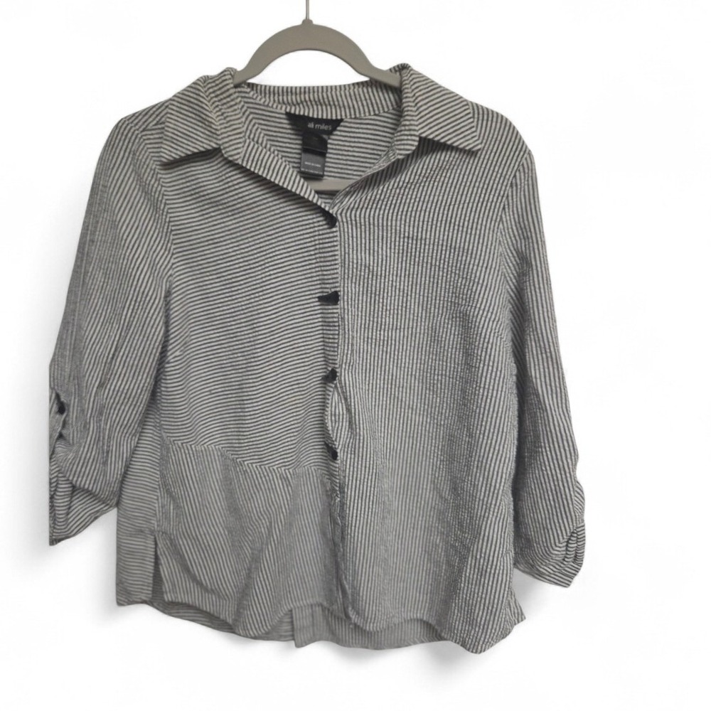 Ali Miles Womens Petite Medium PM Seersucker Striped‎ Toggle Button Blouse Top